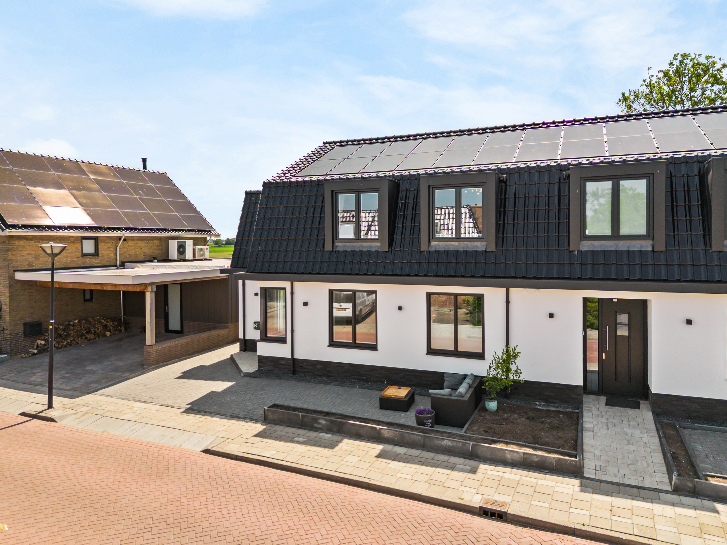studios for rent on Dorpsstraat 90